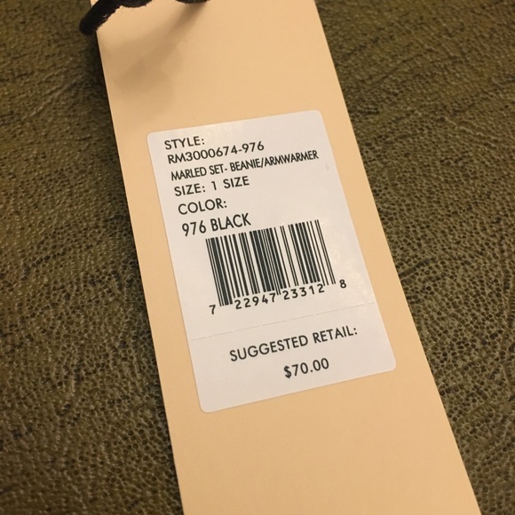 Rebecca Minkoff - hat and hand warmer set - Picture 3 of 3